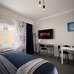 Guestfirst Aurora Space-themed Escape * هلسنكي