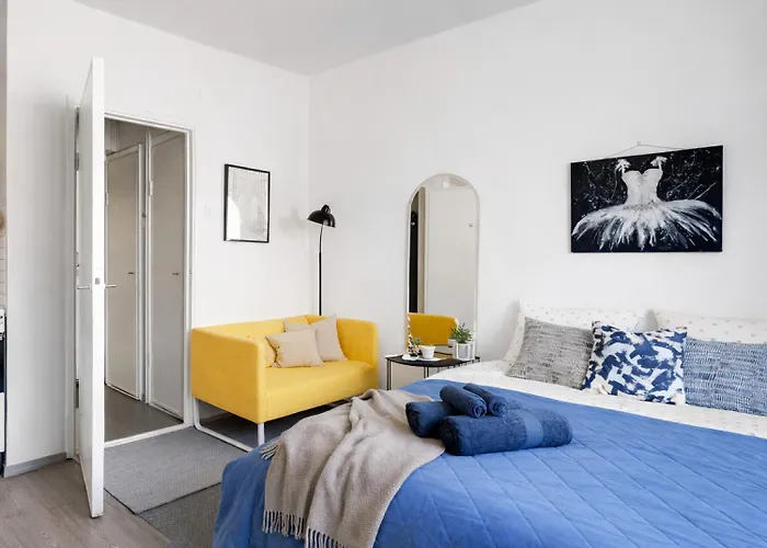 Guestfirst Aurora Space-themed Escape