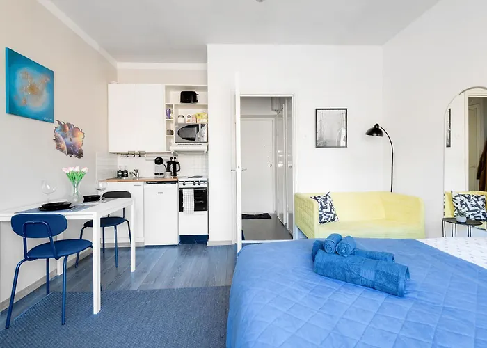 Guestfirst Aurora Space-themed Escape *