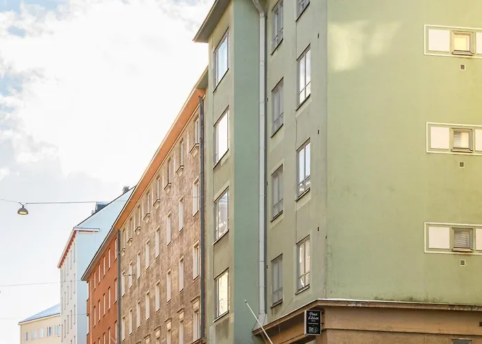 Guestfirst Aurora Space-themed Escape